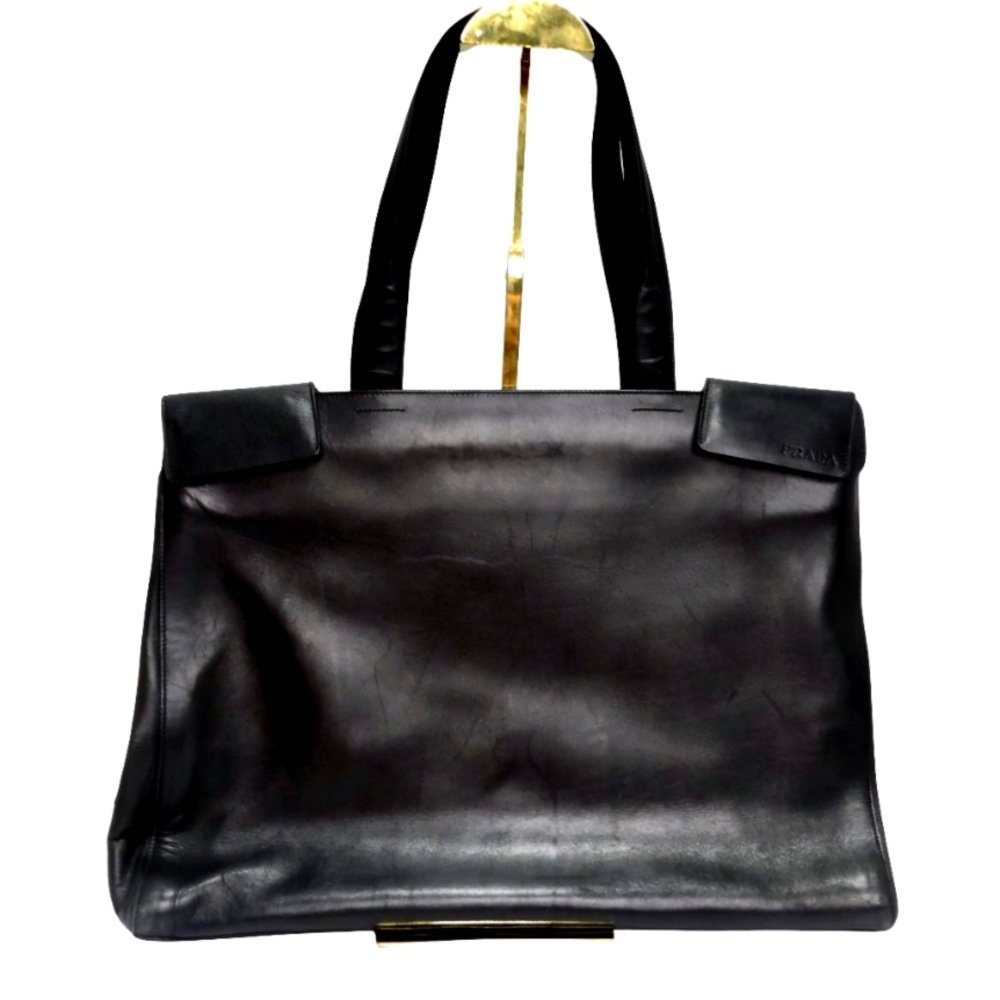 1 OF THE BAGS FOR WINNER'S CHOICE TODAY!